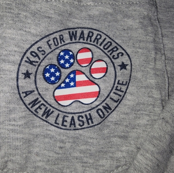 Vineyard Vines Gray Long Sleeve Tee with Sleeve Branding - Picture 3 of 10